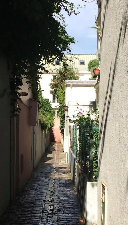Maison 1850 18 Garden And Parking 게스트하우스